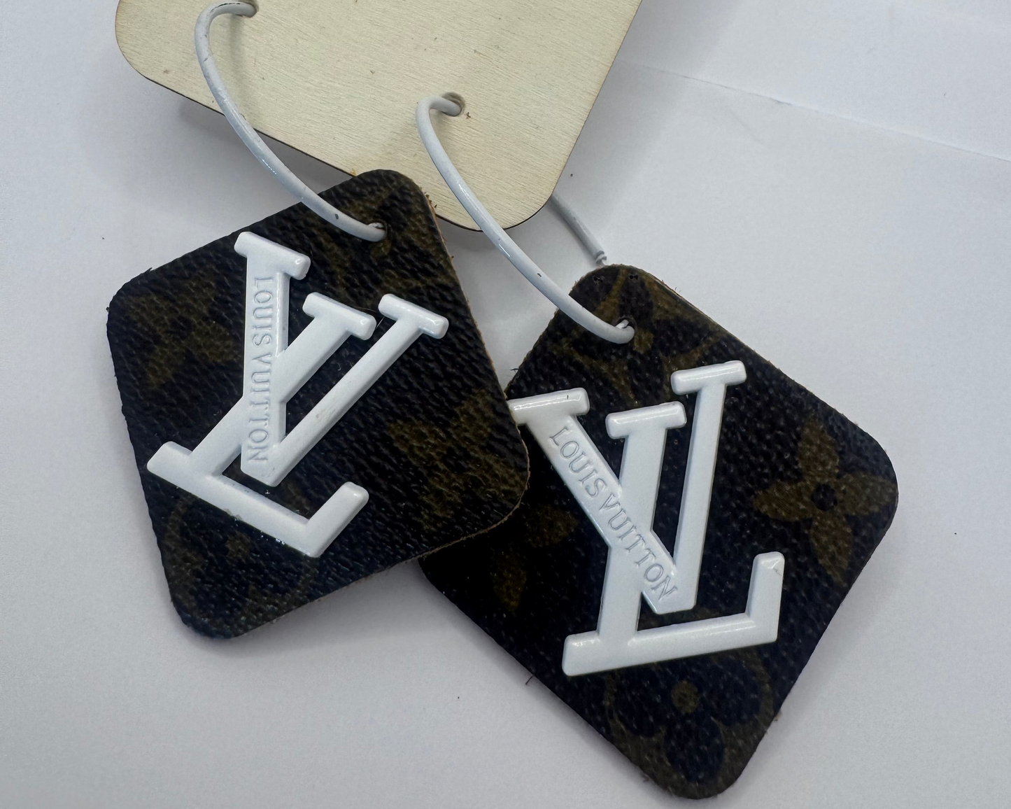 Designer Earrings: Designer Tri