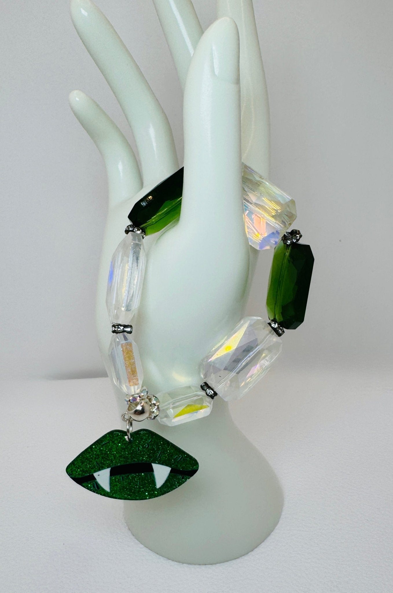 Green & Clear AB Vampire Lips Glass Beaded Bracelet - Jagged Leather Handmade Jewelry